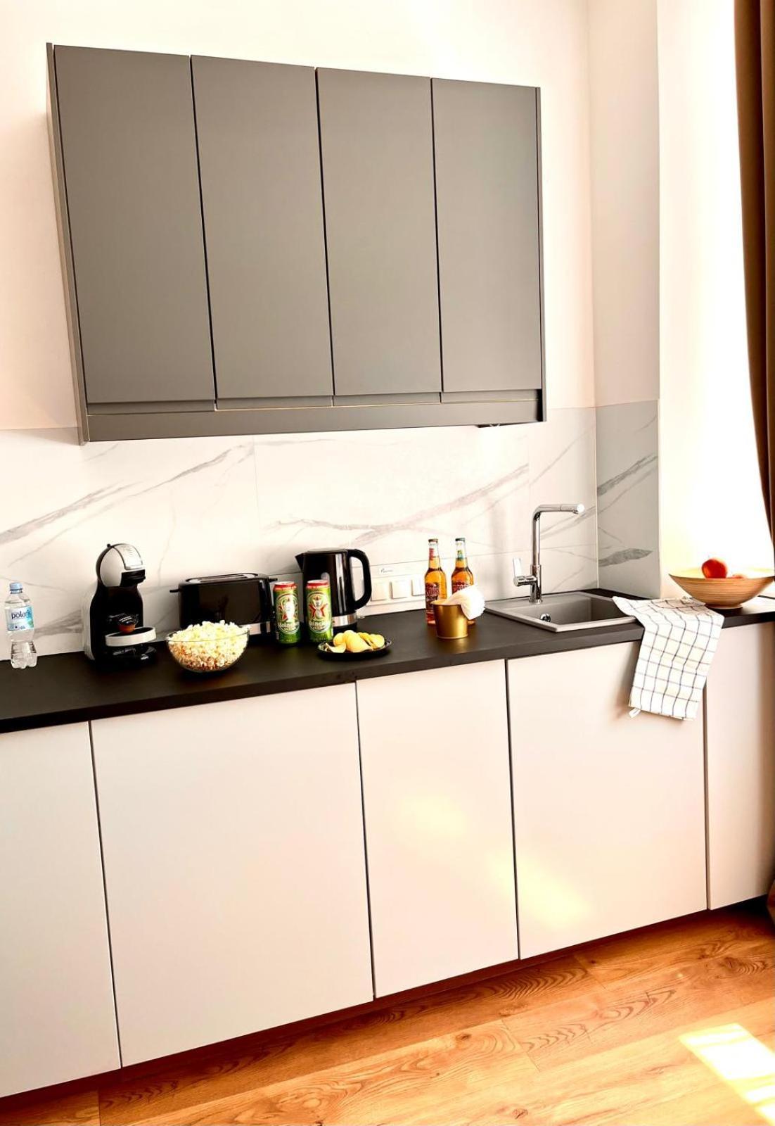 Super 1 Bed Room Condo In Warszawa Center Экстерьер фото