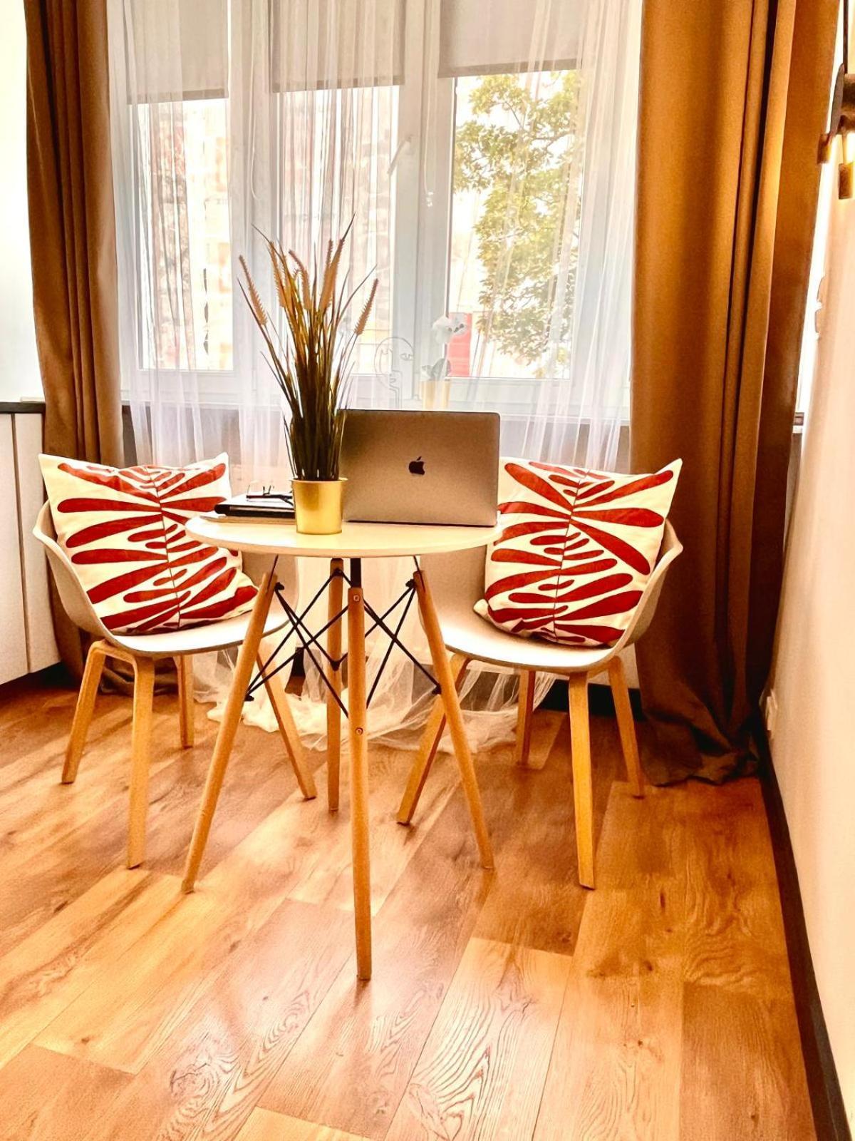 Super 1 Bed Room Condo In Warszawa Center Экстерьер фото
